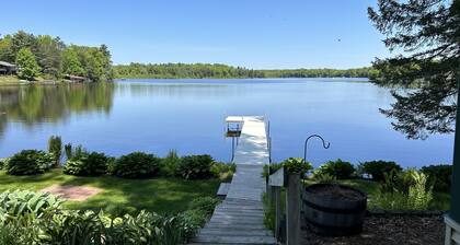 3 Bedroom house on peaceful clear water lake