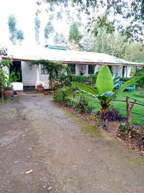 Front of property - Sofa Camp Naivasha (Naivasha)