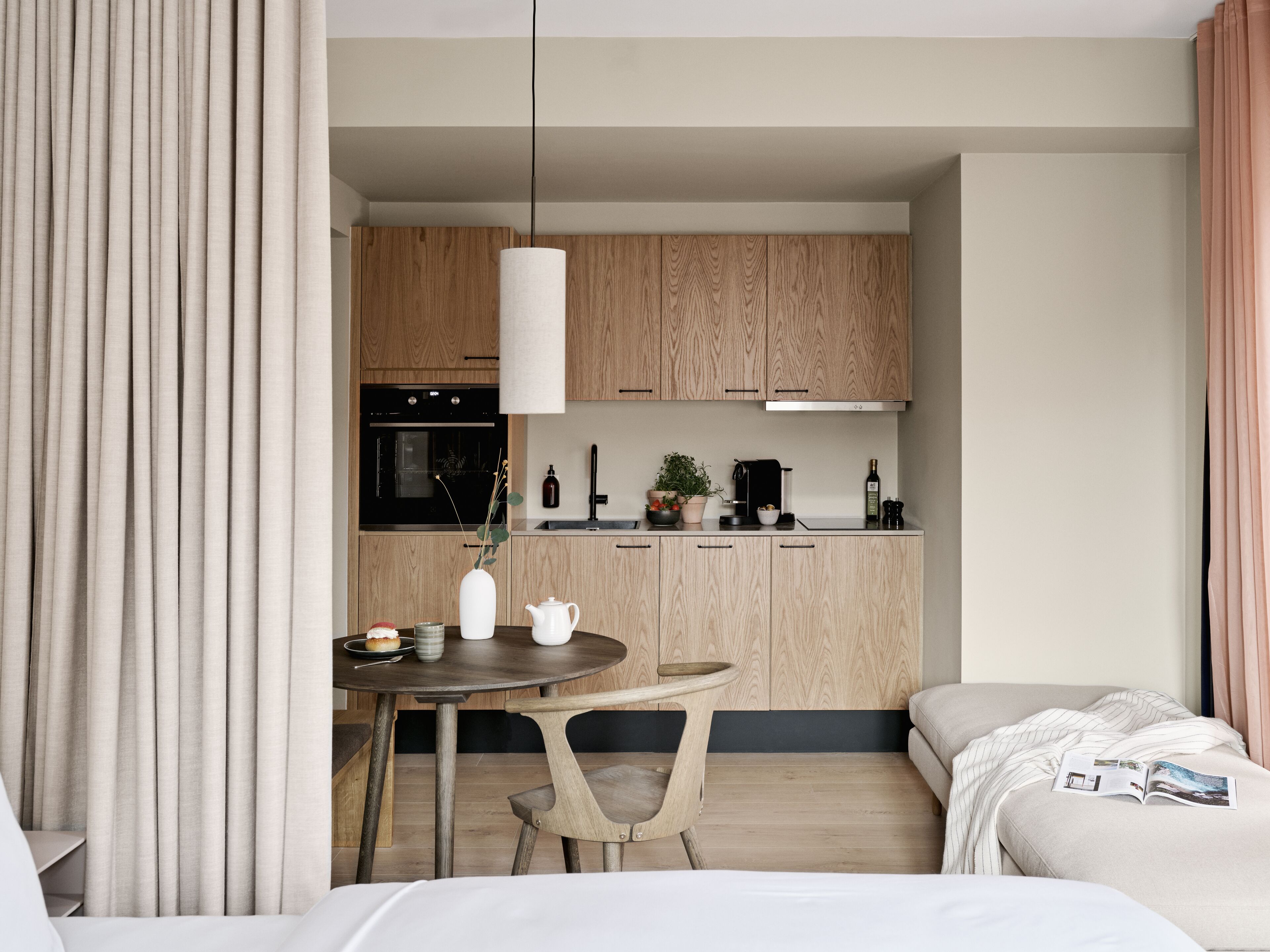 Apartment  | Private kitchen | Fridge, oven, stovetop, dishwasher