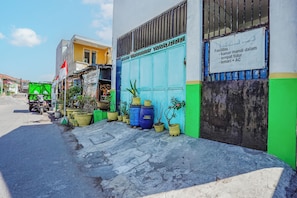 Front of property - OYO Life 93009 Griya Nautika Sedati (Sidoarjo)