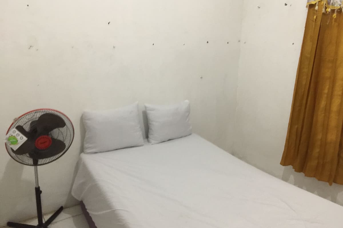 basic double room | 1 bedroom, free wifi, bed sheets