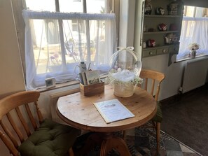 Dining - Historic Countryside Cottage - Sleeps 3 & Pets Ok (Morecambe)