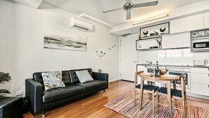 Smart TV - Tulip - The Urban Elegance (Adelaide)