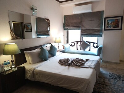 Maisonette Hotels & Resorts Lahore