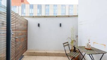 Basic Apartment, 1 King Bed with Sofa bed | Property grounds