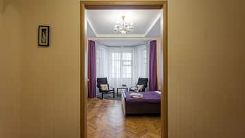 Apartamento | Zona de estar | Una televisión