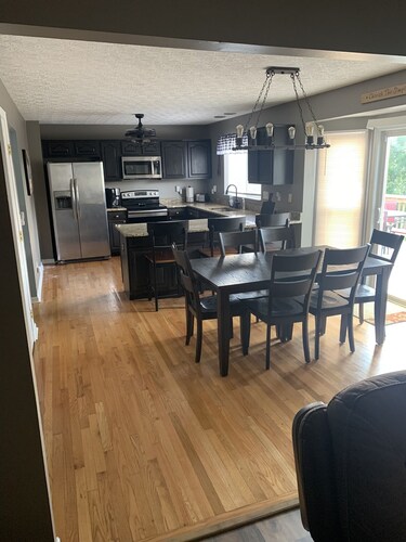 Cincinnati/KY Airport-5Bed Vacation Home-close to Cincinnati, Ark, I71/75