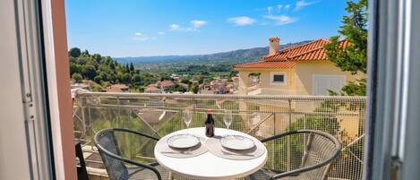 Standard House, 1 Bedroom, 2 Bathrooms, Mountainside (Evgenias House Ancient Olympia) | Outdoor dining