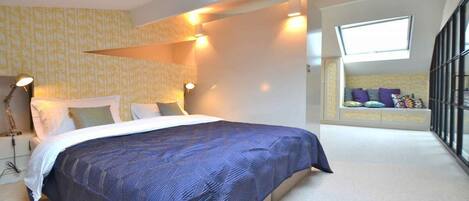 2 chambres, fer et planche à repasser, Wi-Fi gratuit, draps fournis