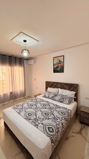 3 soverom, reiseseng for barn, wi-fi (inkludert) og sengetøy