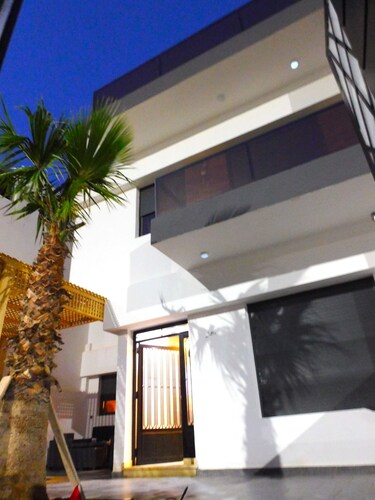 Villa Avec Piscine Privée à Saidia