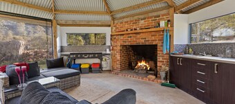 Parsons Flat Glamping: Immerse yourself in the serenity of a secluded retreat