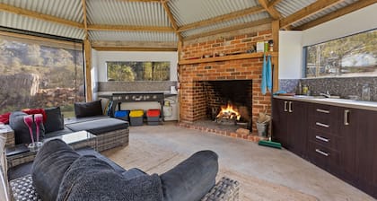 Parsons Flat Glamping: Immerse yourself in the serenity of a secluded retreat