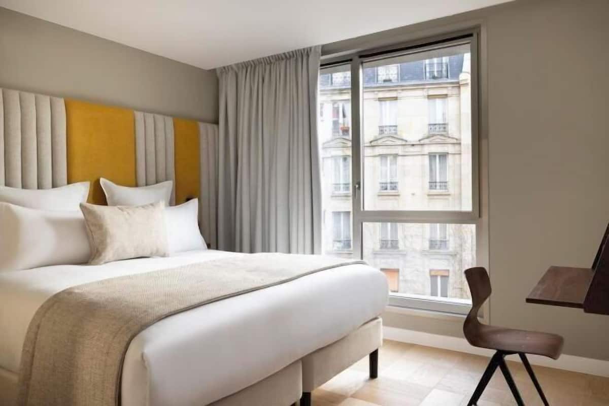 Literie de qualité, coffre-fort pour ordinateur portable, bureau