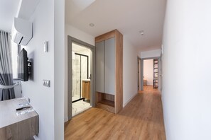 Family Apartment, 2 Bedrooms | Blackout curtains, iron/ironing board, free WiFi, bed sheets