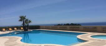Stunning Penthouse with panoramic views of Eze Village and the French Riviera