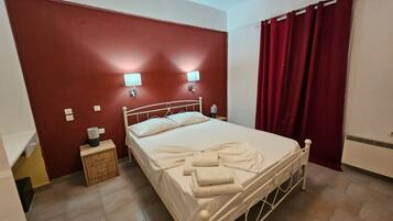 2 bedrooms, WiFi, bed sheets