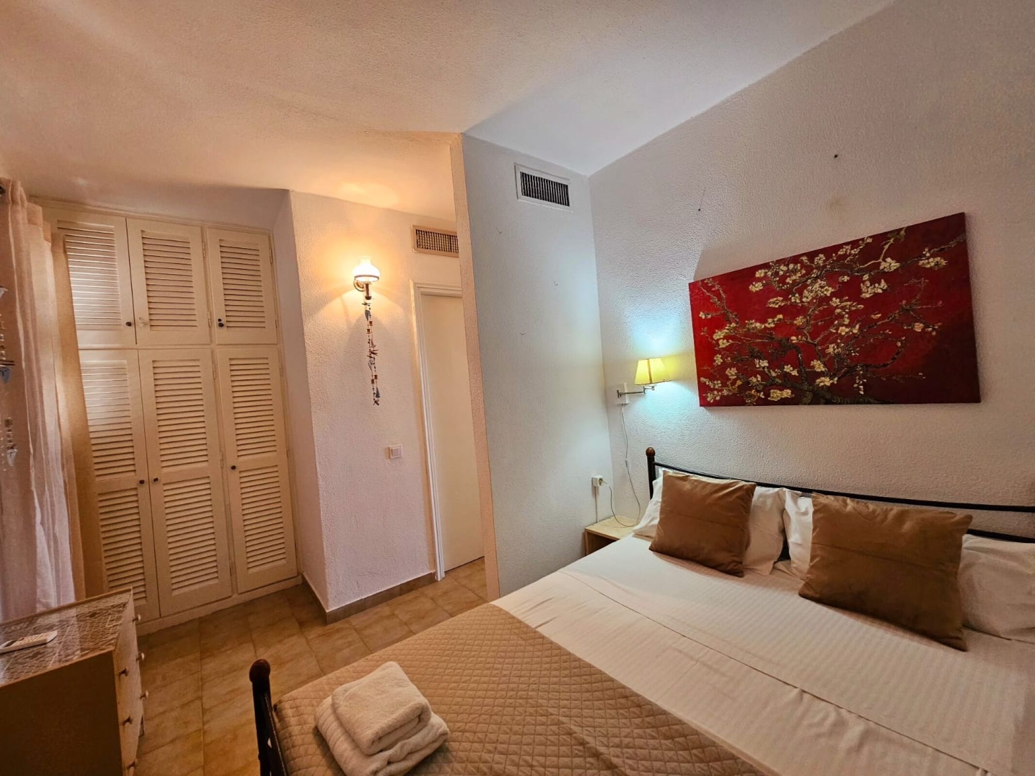 1 bedroom, iron/ironing board, WiFi, bed sheets