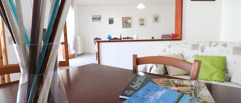 3 Schlafzimmer, Bügeleisen/Bügelbrett, Bettwäsche