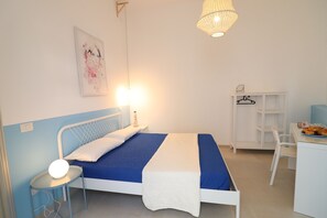 1 bedroom, iron/ironing board, bed sheets