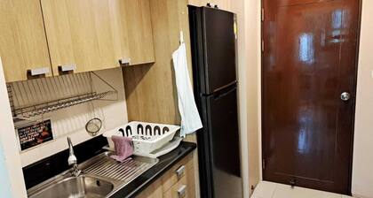 Short-Term Rental Allowed - 3B Downtown Bangkok Serviced Apartment