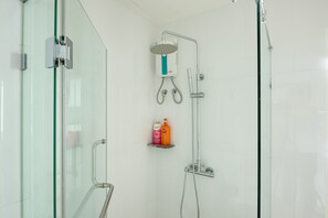 Dusche, Haartrockner