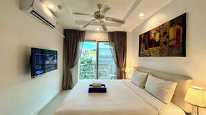 2 bedrooms, iron/ironing board, WiFi, bed sheets - 6-19 - 2 Bdr Condo with Balcony and shared Pool (Tambon Patong)