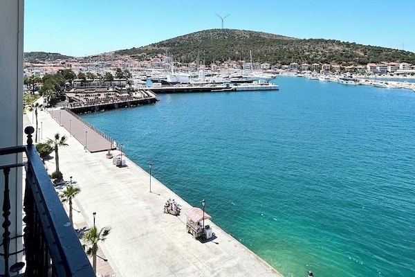 Deluxe Seaview Room | Balcony view