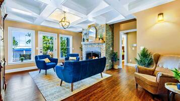 Smart TV, fireplace, video games, offices