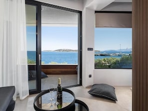 Suite Deluxe | 1 dormitori, caixa forta a l'habitació, wifi gratuïta i roba de llit