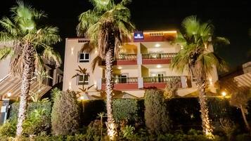 Fachada del alojamiento