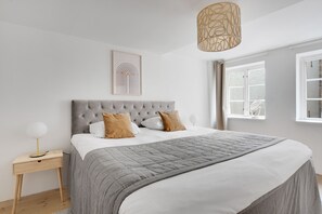 2 bedrooms, iron/ironing board, internet, bed sheets - Sanders Main - Cute 2-Bdr Apt Close to Nyhavn (København)