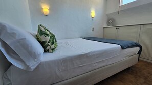 2 bedrooms, iron/ironing board, internet, bed sheets - Duplex • Walk to Anfi Beach • 3 Pools • Large Terrace (Los Caideros)