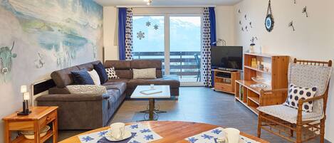 TV, DVD player, books