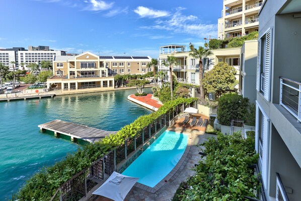 Exterior - Two Bedroom Apartment - fully furnished and design in V&a Marina Residential (Cape Town)
