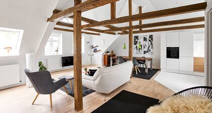 Lækker og Charmerende Lejlighed i Centrum - tæt ved Strand