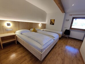 2 chambres, accès Internet, draps fournis