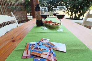 Outdoor dining - Casa Aleatico Residence Torre Santo Stefano in Otranto (Otranto)