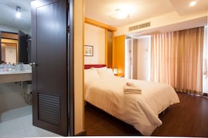 2 Schlafzimmer, Bügeleisen/Bügelbrett, Internetzugang, Bettwäsche