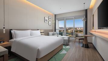 Premium bedding, minibar, in-room safe, desk