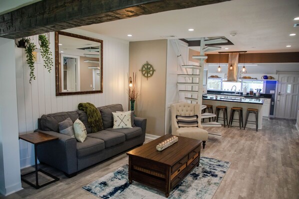 Fernseher, Kamin, Videospiele