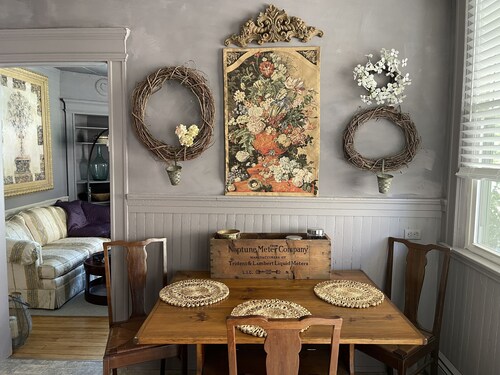 Romantic Country French Eclectic Cozy Pied-a-Terre with a style all its own!