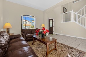 TV - 5 Bedroom Executive Home with Private Pool and Spa (Davenport)