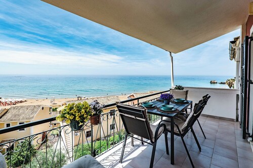 Corfu Glyfada Menigos  150