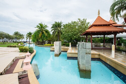 1702 - 2 Schlafzimmer Eigentumswohnung mit Meerblick Bootshaus Hua Hin