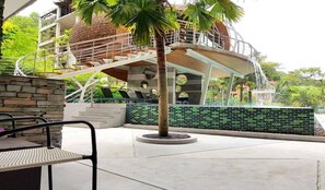 Terrace/patio - Emerald 215 - Studio with Balcony and shared Pool (Tambon Patong)