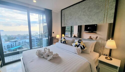 BO501 – Serviced Apartment mit 2 Schlafzimmern und Meerblick am Strand von Ao Nang