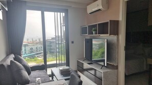 TV - B203- 1 Bedroom Serviced Apartment With Sea View at Ao Nang Beach (Tambon Ao Nang)