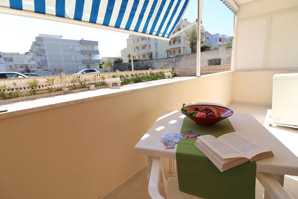 Outdoor dining - Casa Alice, Otranto, 2 Guests (Otranto)