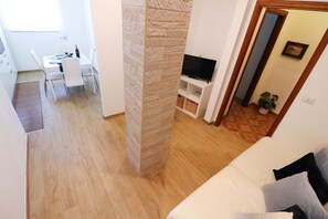 Fernseher